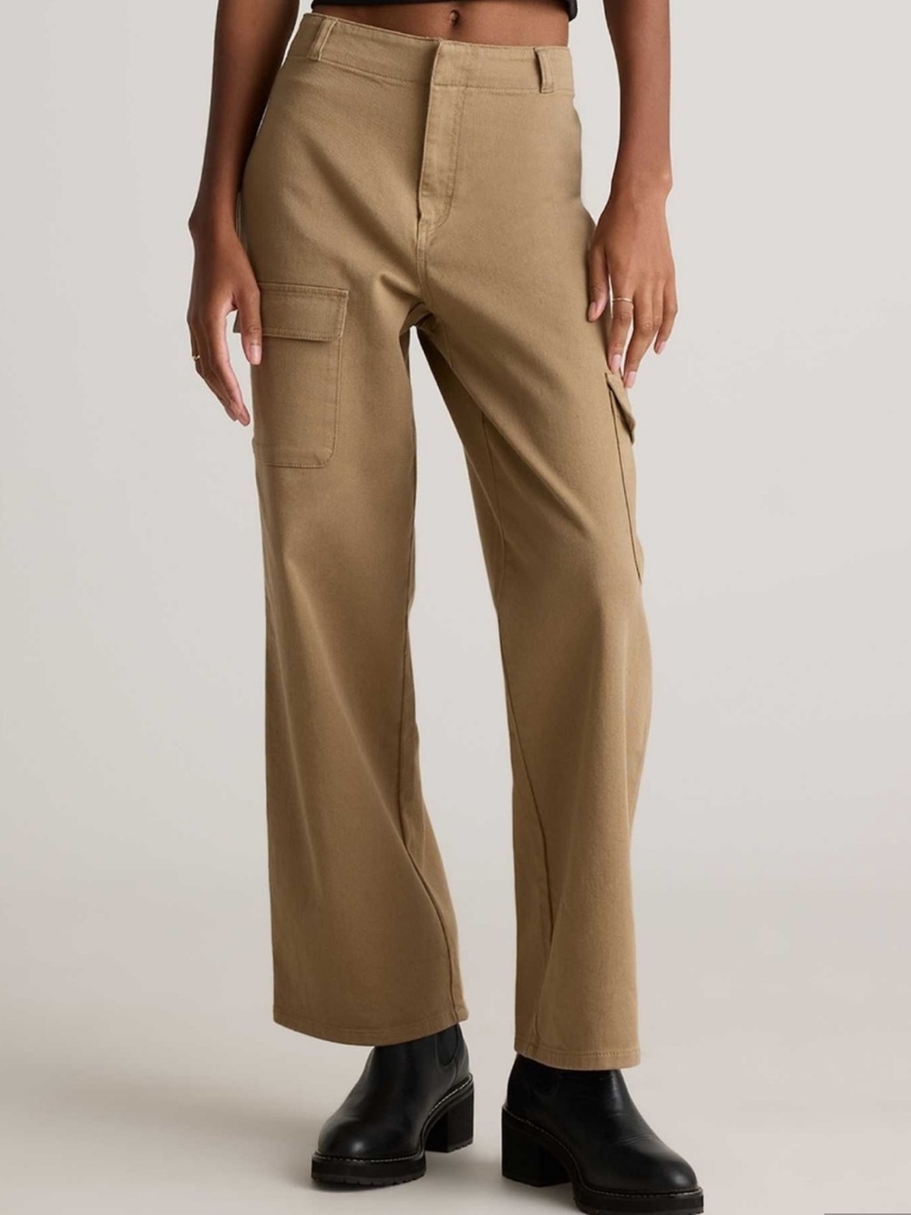 Quince Organic Stretch Cotton Twill Cargo Pants in khaki
